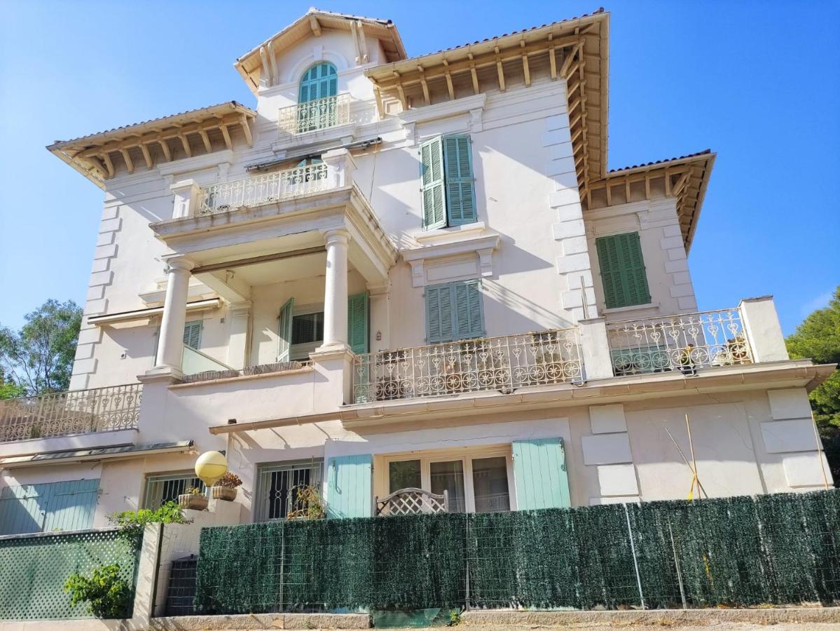 La Bastide, 100M Des Rues Pietonnes, Jardin Apartment Sanary-sur-Mer Luaran gambar